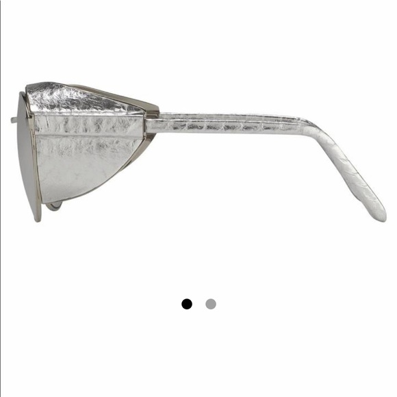 LINDA FARROW 300 C9 ROUND SUNGLASSES

White Gold main image 4